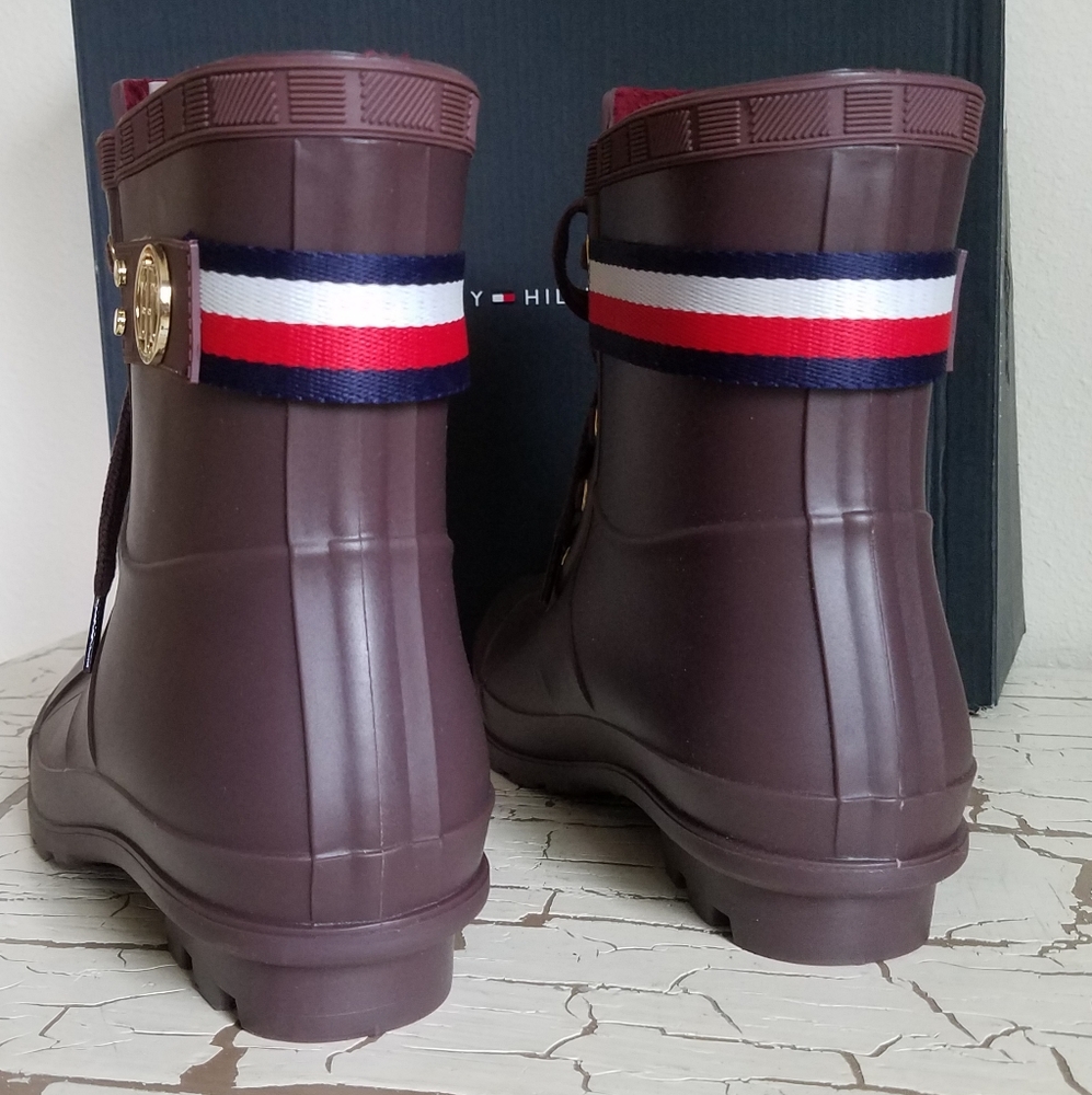 NEW Tommy Hilfiger 6 Waterproof Boot Red Trineti - Picture 12 of 13
